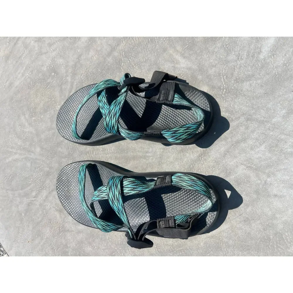 Men’s z1 classic Chaco sandals river water travel size 13 hiking blue & green